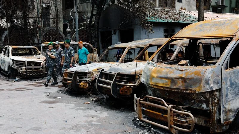 Bangladés aceptará formalmente la sentencia judicial sobre cuotas de empleo tras las protestas
