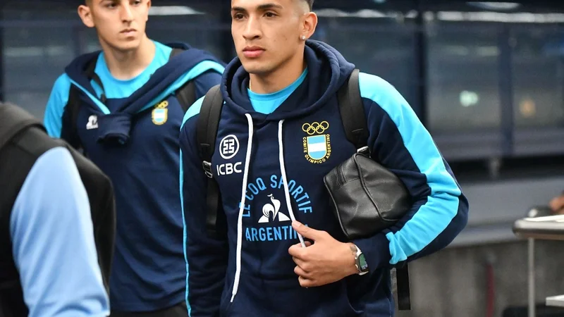 Por qué la Selección Argentina no usa el logo de AFA en los Juegos Olímpicos 2024