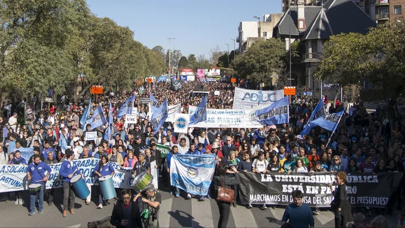 Declaran la crisis salarial de los trabajadores de la Universidad de Córdoba