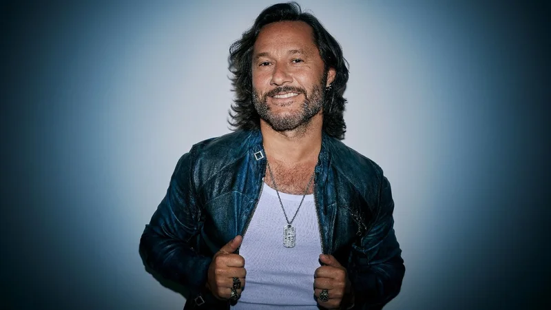Diego Torres.