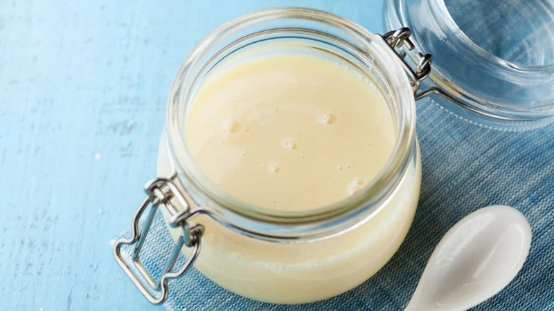 Leche condensada frasco.