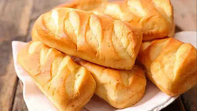 Pan. Pan.