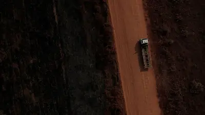 Juez brasileño bloquea pavimentación de carretera en corazón de selva amazónica Juez brasileño bloquea pavimentación de carretera en corazón de selva amazónica