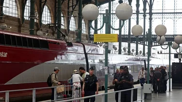 Unos vándalos atacan la red ferroviaria de alta velocidad de Francia antes de las Olimpiadas