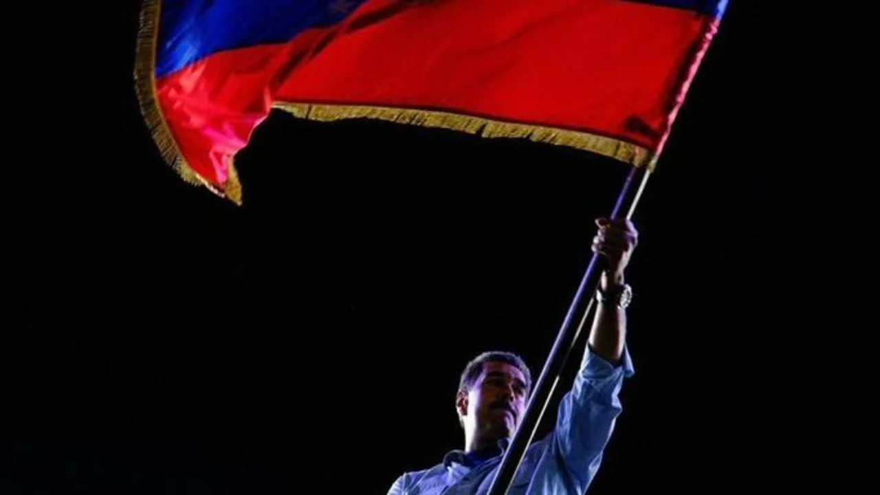 Se reabre la crisis en Venezuela: Maduro celebró la reelección, la oposición denunció fraude