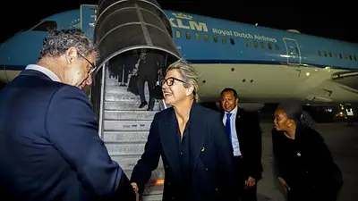 Máxima Zorreguieta, reina de los Países Bajos, y su avión Máxima Zorreguieta, reina de los Países Bajos, y su avión