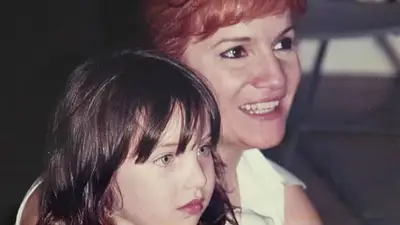 Cuántos años tiene la hija de Lucía Galán. Cuántos años tiene la hija de Lucía Galán.