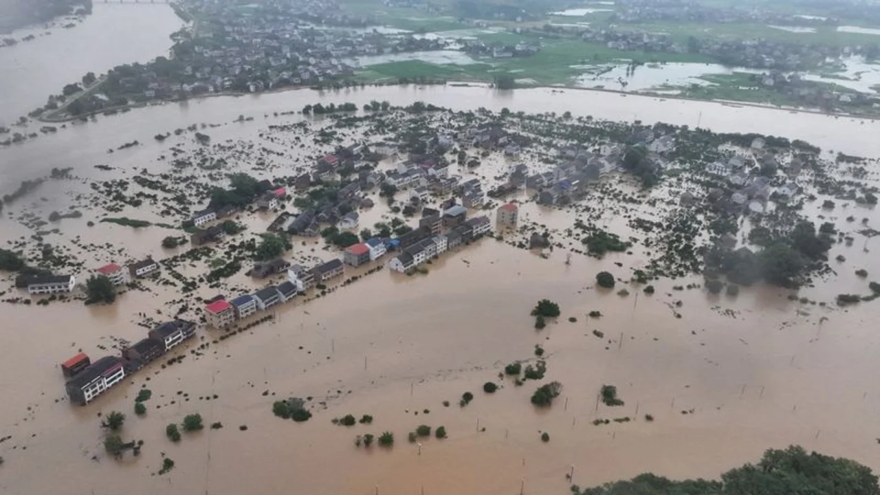Los últimos coletazos del tifón provocan lluvias e inundaciones que causan cuatro muertos en China