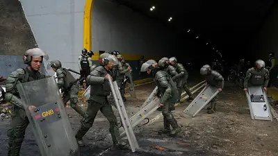 Oposición venezolana dice que tiene pruebas de su mayoría y convoca a manifestaciones Oposición venezolana dice que tiene pruebas de su mayoría y convoca a manifestaciones