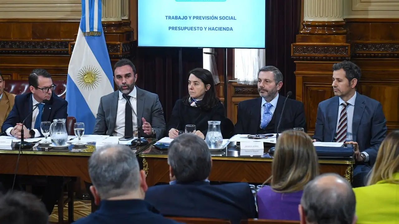 Movilidad: el Gobierno volvió a poner el déficit cero por encima de los jubilados