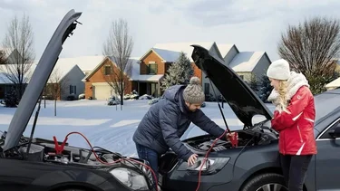 ¿Por qué a algunos autos les cuesta arrancar con el frío?