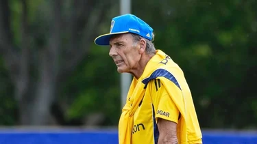 Alarma para Russo en Boca: un futbolista no entrenó y saldría en este mercado de pases