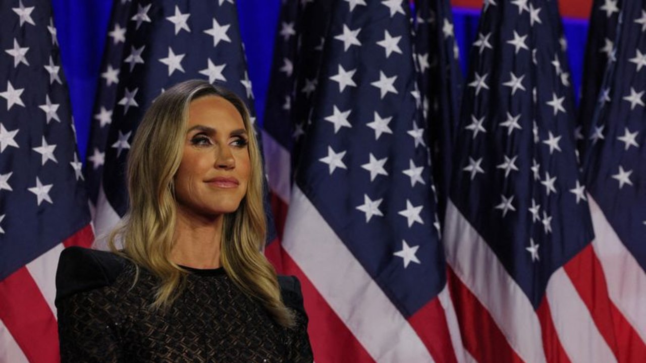Trump propone a su nuera Lara como posible candidata al Senado por Carolina del Norte