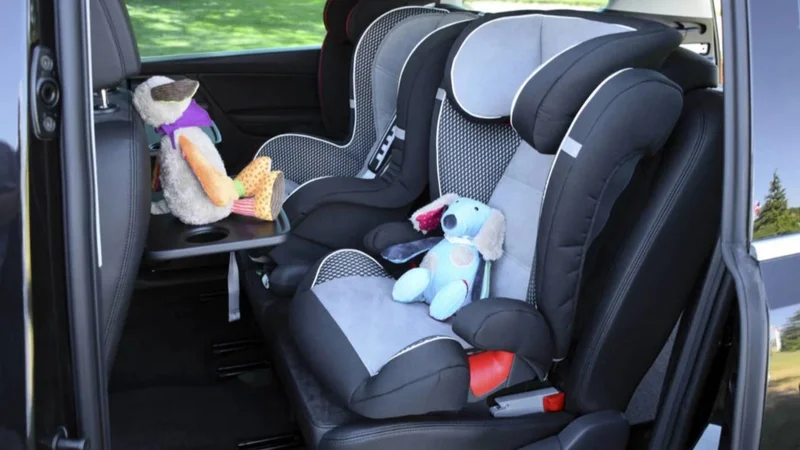 Silla infantil para auto