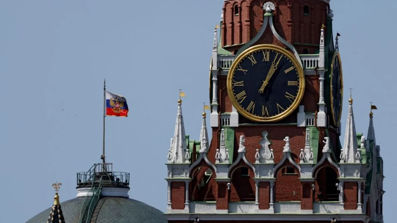 Rusia dice que ciertas fuerzas quieren destruir sus lazos con Azerbaiyán, según RIA