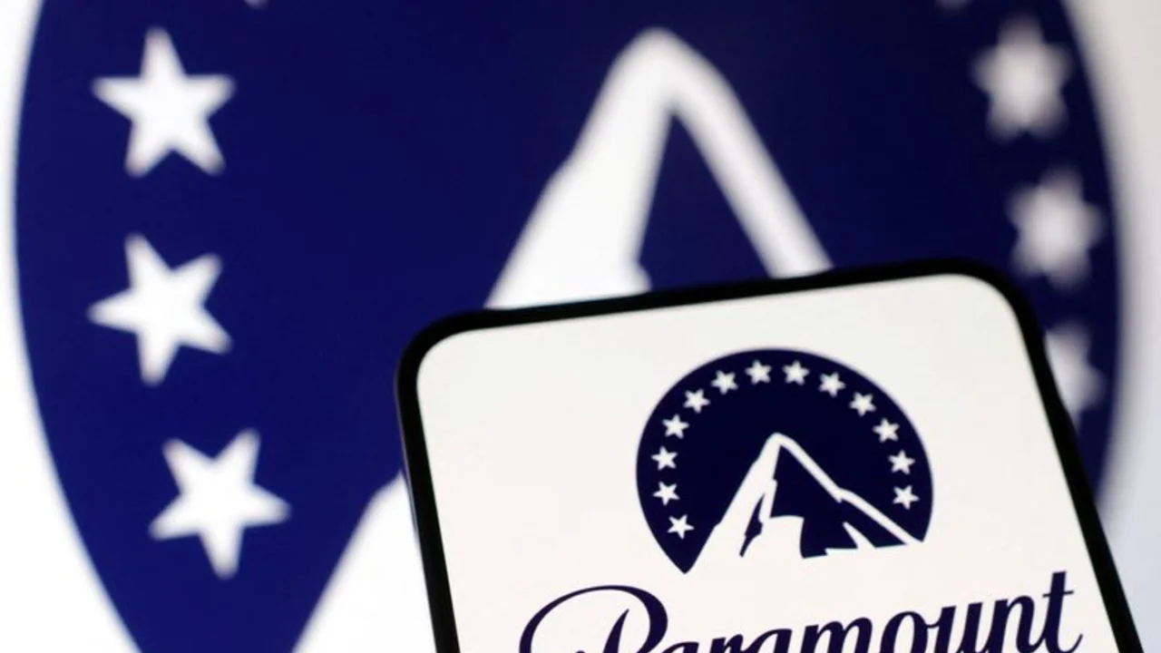 Paramount llega a un acuerdo por 16 millones de dólares con Trump por entrevista en "60 Minutos"