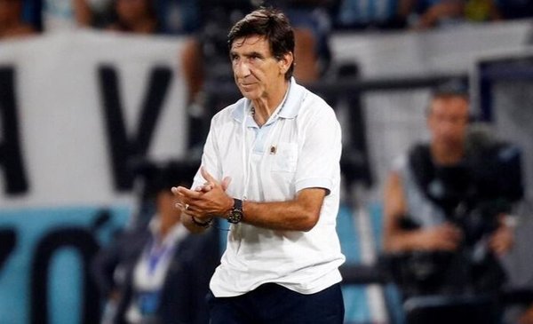 Racing quiere a un goleador de Argentina: avanzó por un refuerzo para reemplazar a Salas 