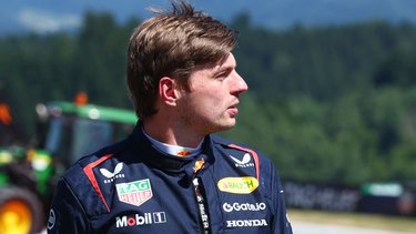 Red Bull presiona para retener a Max Verstappen ante los rumores de su partida a Mercedes: "Ninguna"