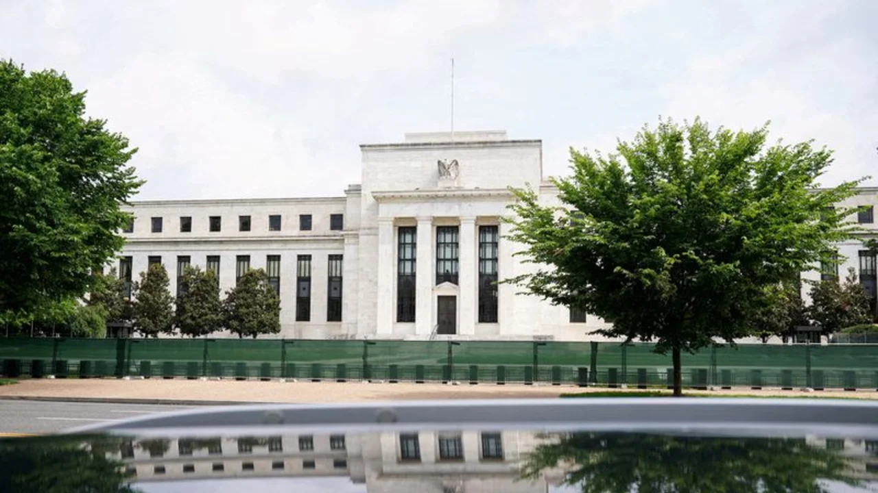 La independencia de la Fed y el Estado de derecho en EEUU están en peligro, según una encuesta de UBS