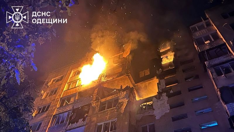 Dos niños entre los cinco heridos en el ataque aéreo ruso contra Odesa, según Ucrania