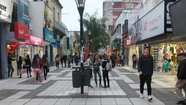 Ventas por el piso, despidos y cierre de negocios: el comercio de Entre Ríos se hunde al ritmo de la recesión