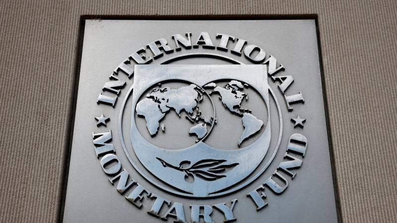 FMI dice que ley de impuestos y gastos EEUU  va en contra de los consejos para reducir el déficit