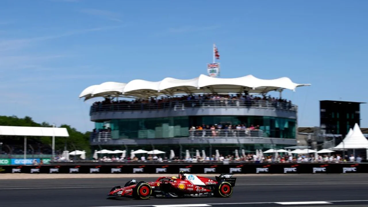 Hamilton es el más rápido en los primeros entrenamientos en Silverstone, seguido por Norris