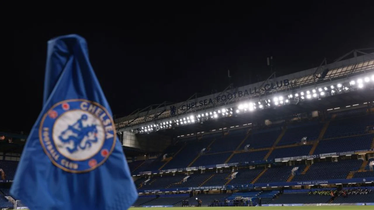 UEFA multa a Chelsea con 31 millones euros por incumplir las normas financieras