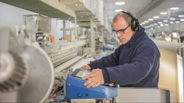 La motosierra avanza: la industria riojana denunció que opera apenas con el 50% de su capacidad instalada