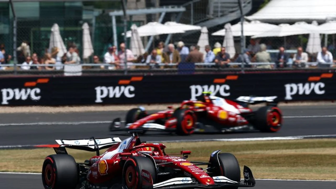McLaren espera que Ferrari de batalla en Silverstone
