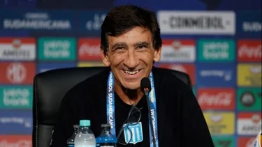Racing concretó otro refuerzo y Costas empieza a modelar su equipo