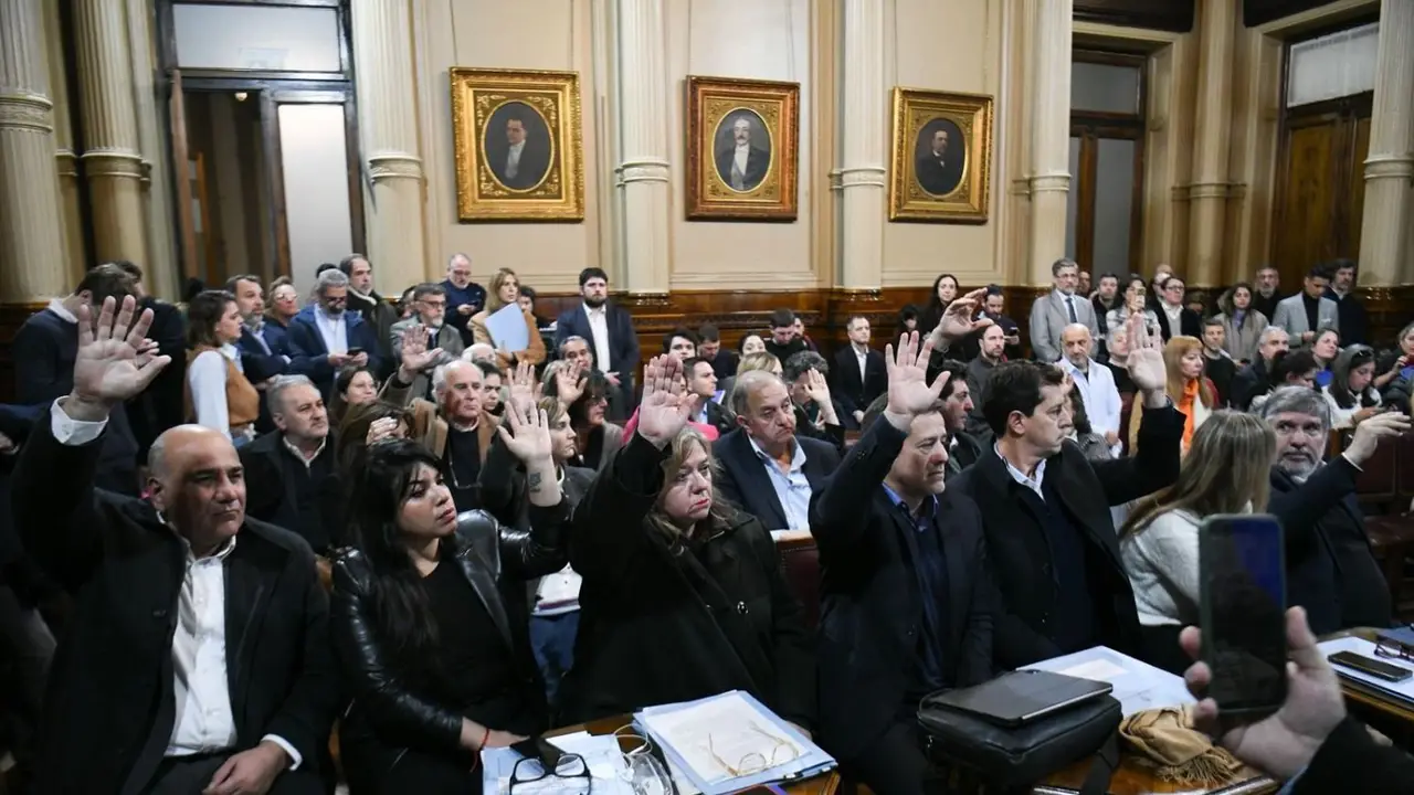 El oficialismo intenta frenar los dictámenes de jubilaciones y discapacidad en el Senado