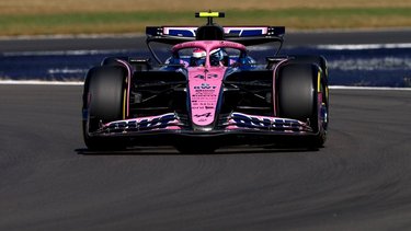 Franco Colapinto no pudo largar y abandonó en Silverstone en la Fórmula 1
