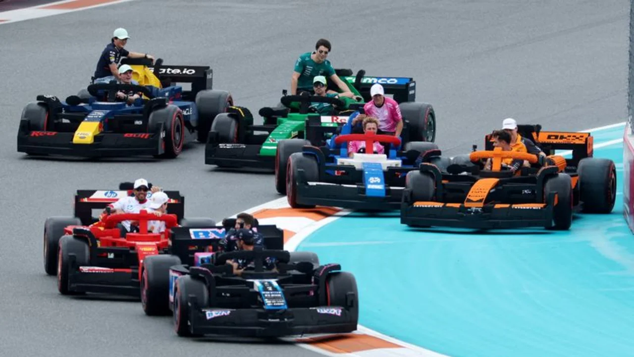 Los pilotos de F1 recibirán trofeos de Lego en el GP de Gran Bretaña