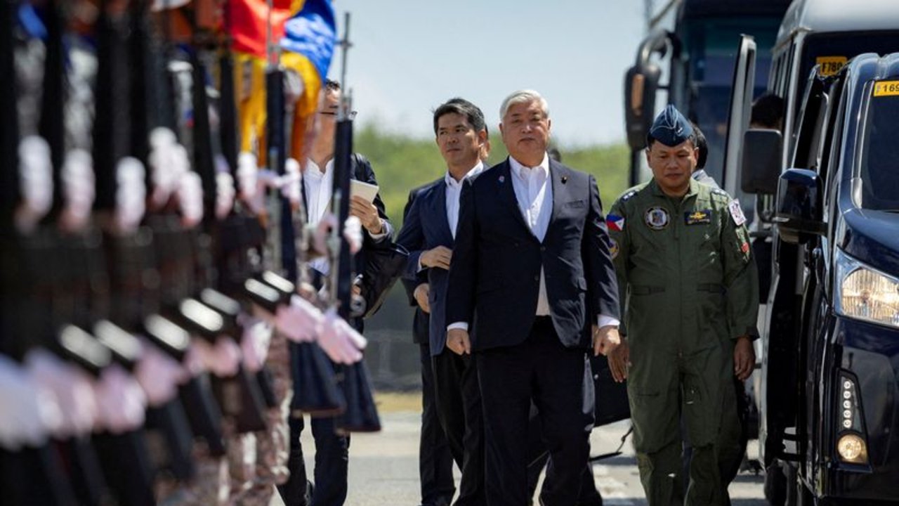 Japón exportará destructores usados a Filipinas para disuadir a China, informa Yomiuri