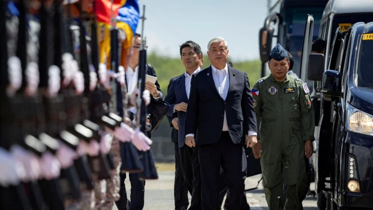 Japón exportará destructores usados a Filipinas para disuadir a China, informa Yomiuri