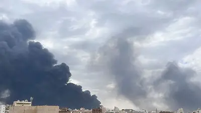 Israel ataca objetivos hutíes en tres puertos y una central eléctrica de Yemen Israel ataca objetivos hutíes en tres puertos y una central eléctrica de Yemen