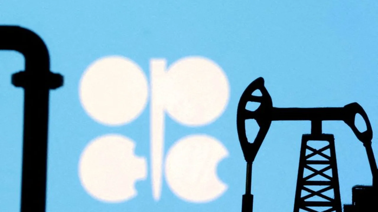 La OPEP+ concluirá en septiembre el gran recorte de la producción de petróleo, según fuentes