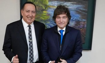 Insólito: el "milagro" que hizo el pastor al que visitó Milei con USD 100 mil | Video