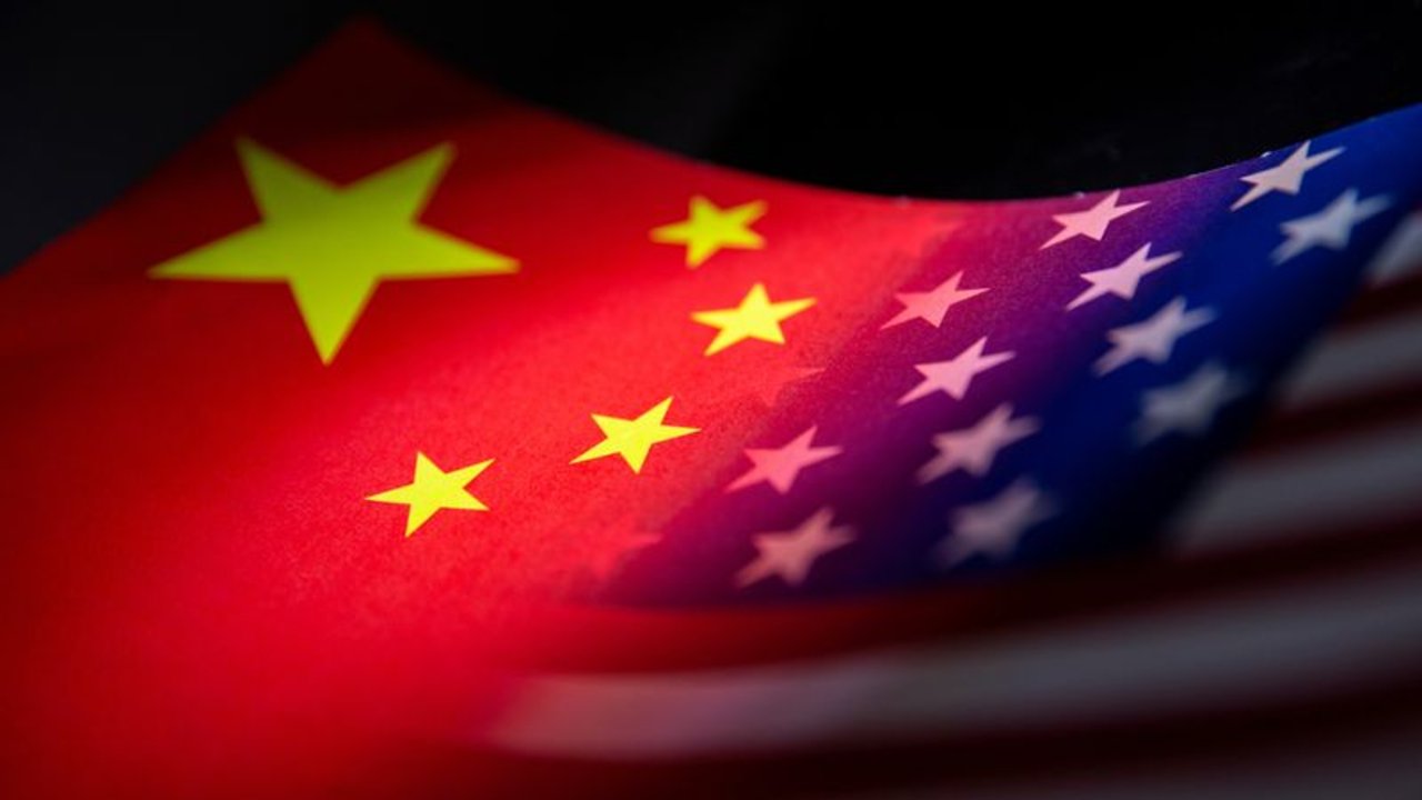 China advierte a Trump sobre los aranceles y amenaza con represalias en las cadenas de suministro