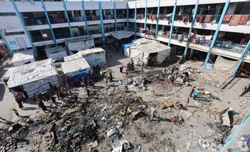 Israel atacó una escuela con niños desplazados en un campo de refugiados | Franja de gaza
