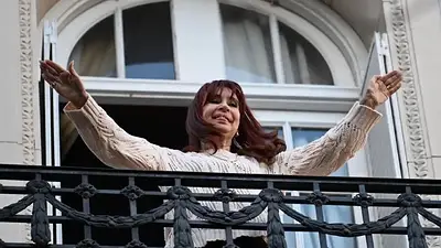 La última encuesta le da una buena noticia a Cristina Kirchner en medio de su condena La última encuesta le da una buena noticia a Cristina Kirchner en medio de su condena