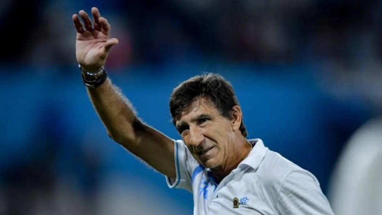 Racing Club, Gustavo Costas, Aldosivi, mercado de pases, fútbol argentino