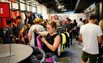 Descuentos de hasta 40% en grandes marcas: cuándo y dónde aprovecharlas | Descuentos