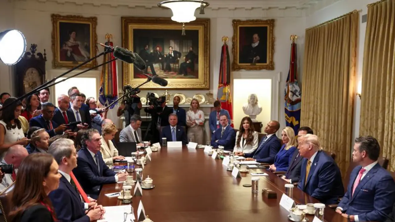 Trump estudia hacerse con el gobierno de Washington y reprende a Nueva York