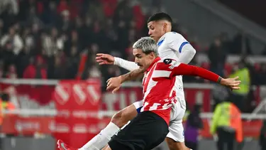 Vélez le ganó a Estudiantes y se quedó con la Supercopa Internacional en Avellaneda