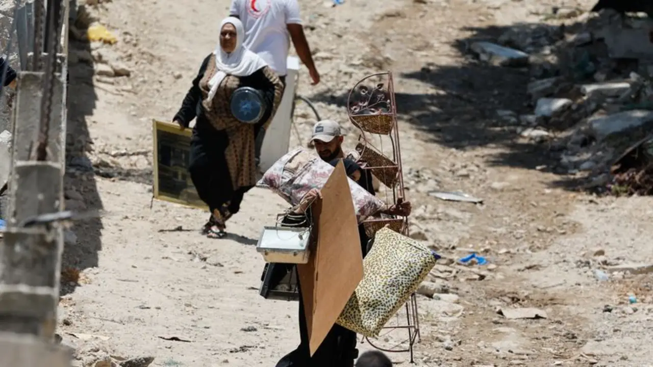 "Un campamento fantasma": operaciones israelíes en Cisjordania expulsan a palestinos de sus hogares