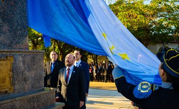 Insfrán encabezó el acto por el Día de la Independencia | Gildo insfrán