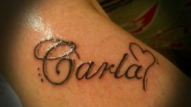 Qué significa el nombre Carla: historia y origen