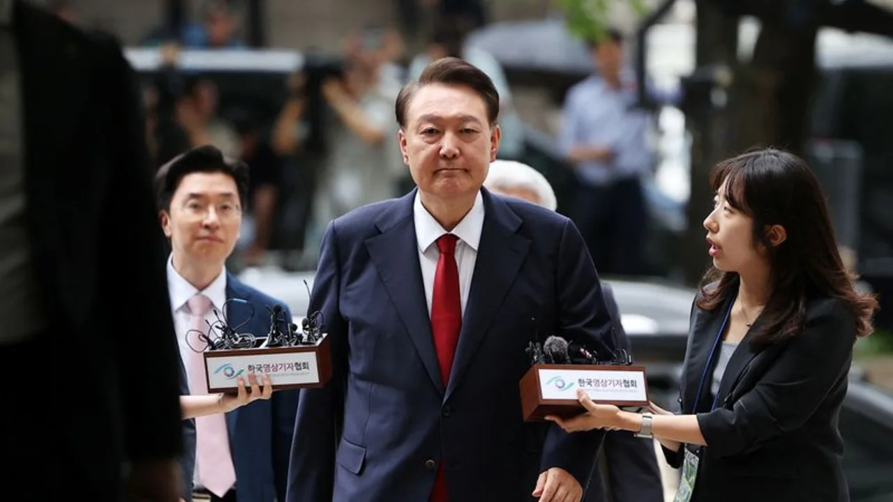 El expresidente surcoreano Yoon vuelve a prisión al acelerarse la investigación por la ley marcial